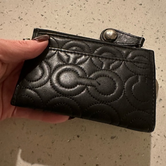 Mini black Coach wallet - Picture 7 of 9